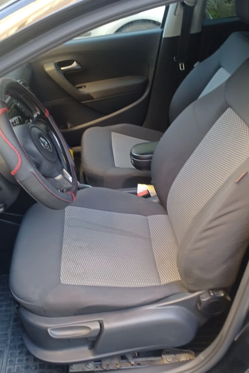 VW Polo, снимка 10 - Автомобили и джипове - 51237631