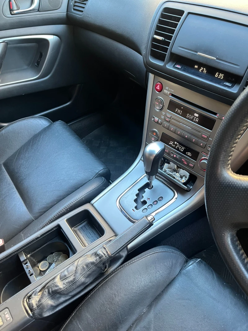 Subaru Outback, снимка 5 - Автомобили и джипове - 52370317
