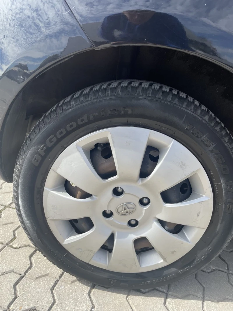 Toyota Yaris 1.4d, 90 kс, снимка 17 - Автомобили и джипове - 51951890