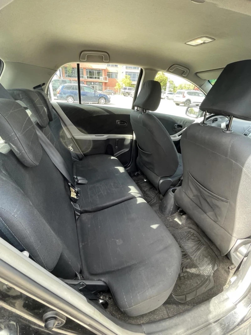 Toyota Yaris 1.4d, 90 kс, снимка 7 - Автомобили и джипове - 51951890