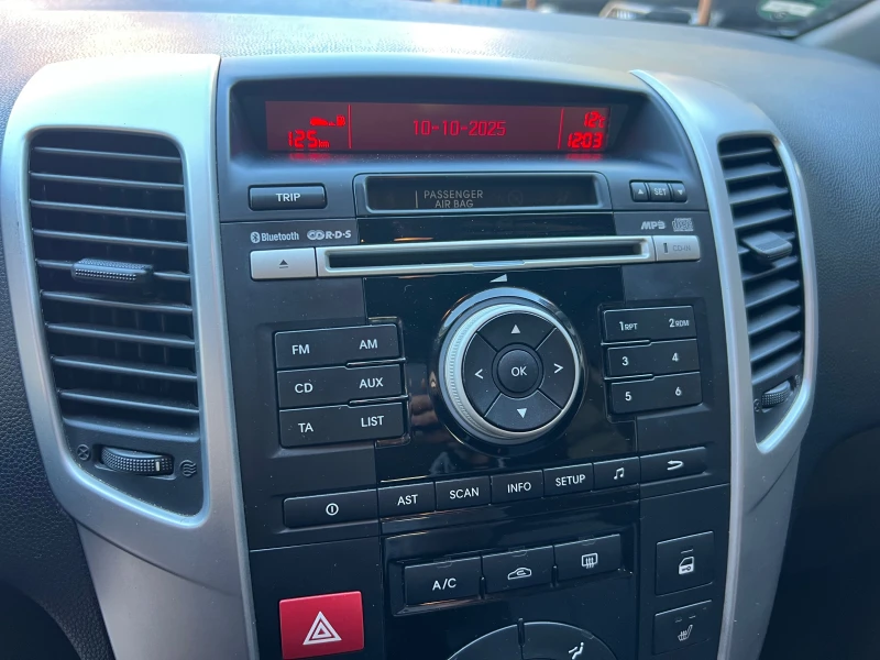 Kia Venga Германия перфект, снимка 16 - Автомобили и джипове - 51970250