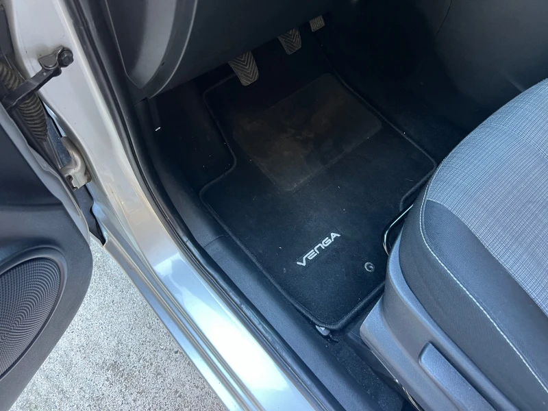 Kia Venga Германия перфект, снимка 14 - Автомобили и джипове - 51970250