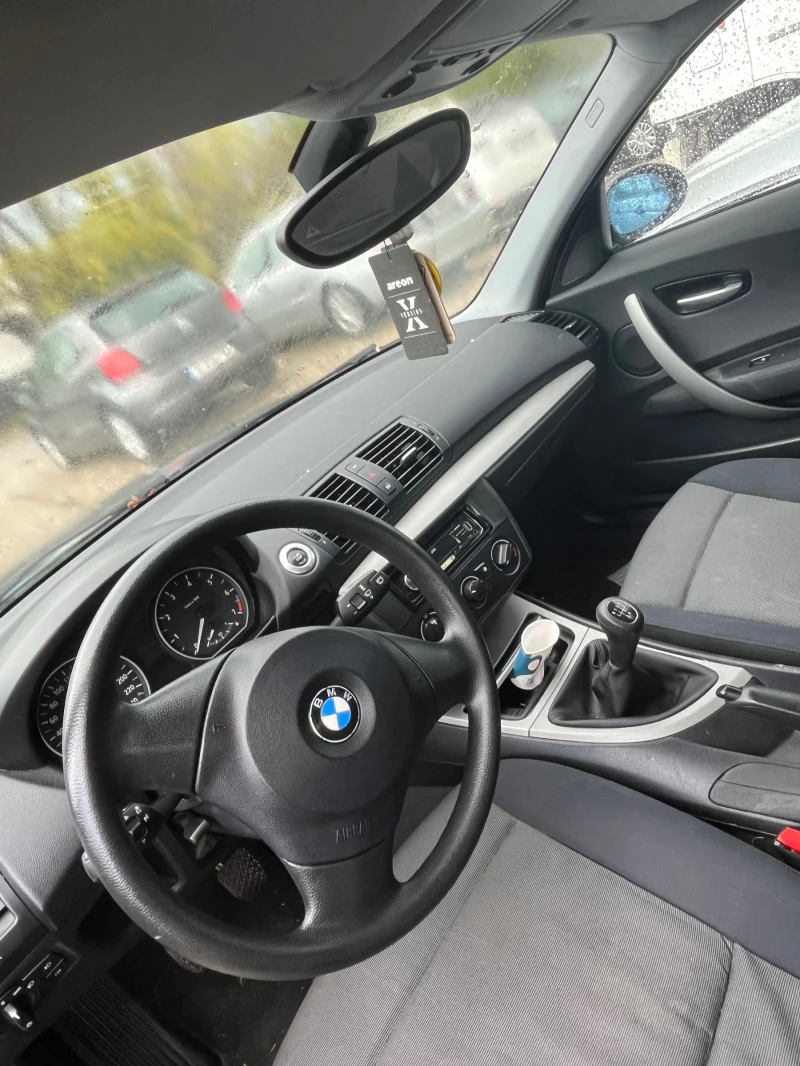 BMW 118 i, снимка 3 - Автомобили и джипове - 52418735