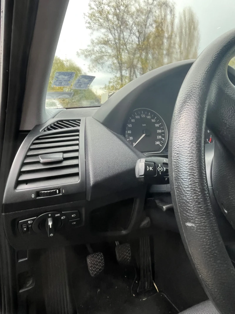 BMW 118 i, снимка 5 - Автомобили и джипове - 52418735