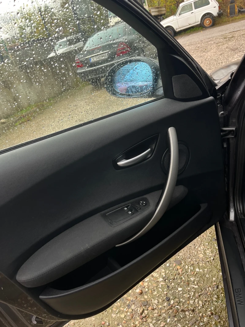 BMW 118 i, снимка 2 - Автомобили и джипове - 52418735