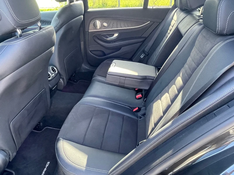 Mercedes-Benz E 300 DE AMG 4matic, снимка 11 - Автомобили и джипове - 52427935