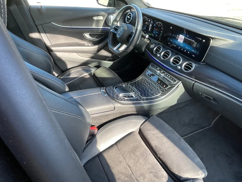 Mercedes-Benz E 300 DE AMG 4matic, снимка 10 - Автомобили и джипове - 52427935
