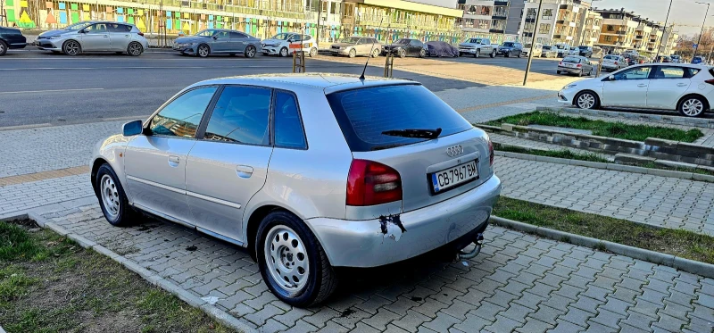 Audi A3 1.9 ТДИ АВТОМАТИК, снимка 4 - Автомобили и джипове - 52800788