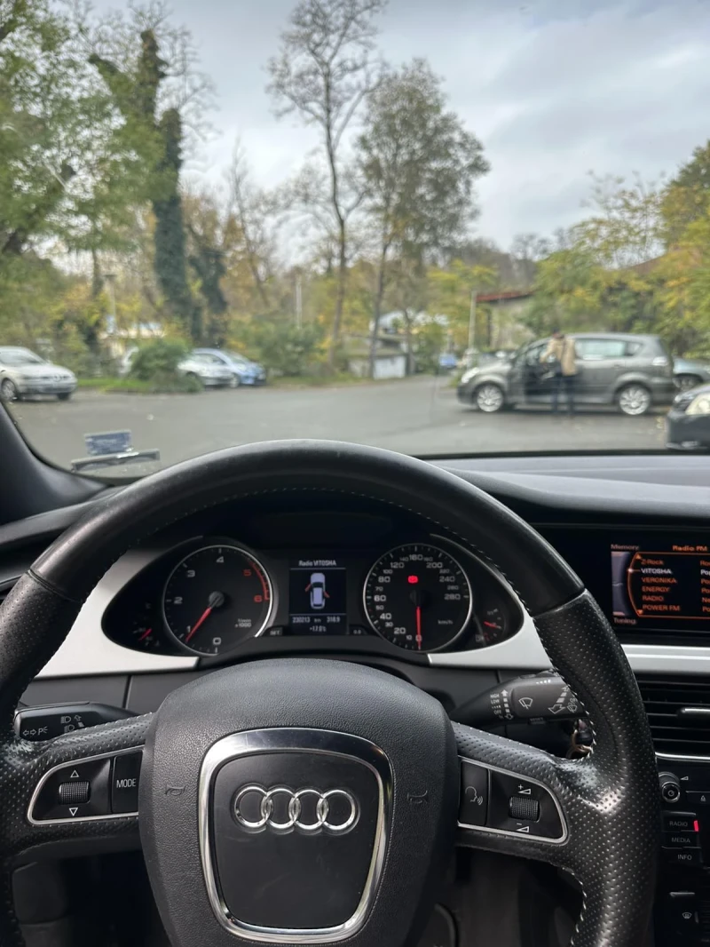 Audi A4 2.0TDI, снимка 10 - Автомобили и джипове - 52922533