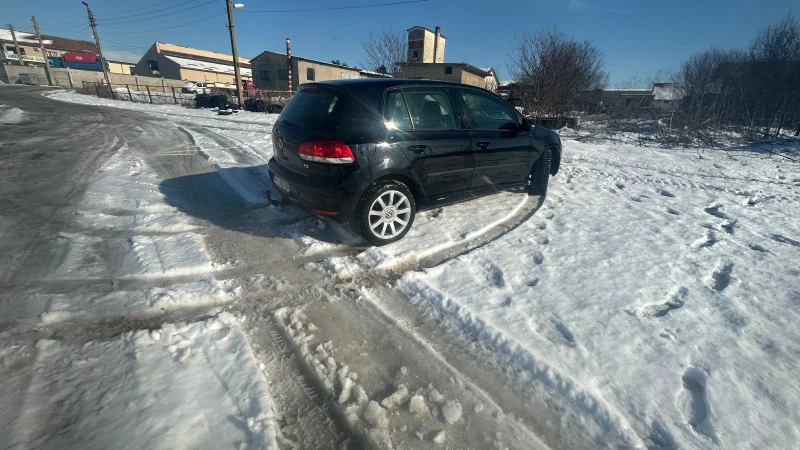 VW Golf, снимка 6 - Автомобили и джипове - 53130268
