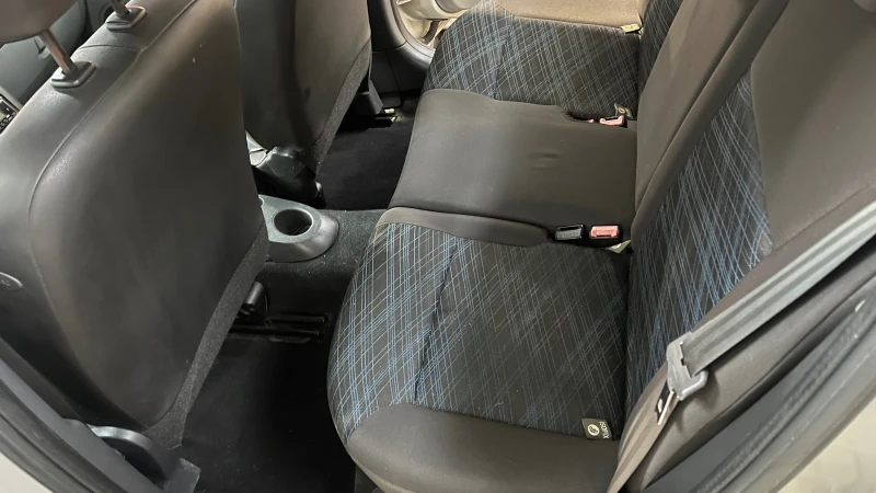 Renault Clio, снимка 14 - Автомобили и джипове - 53445247