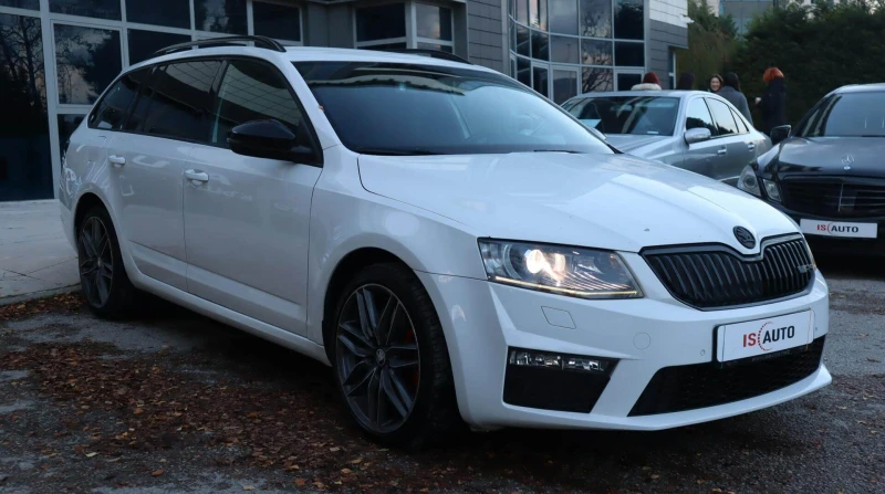 Skoda Octavia 2.0TDI/VRS/FullLed/DSG/Navi/Климатроник + /, снимка 3 - Автомобили и джипове - 53514019