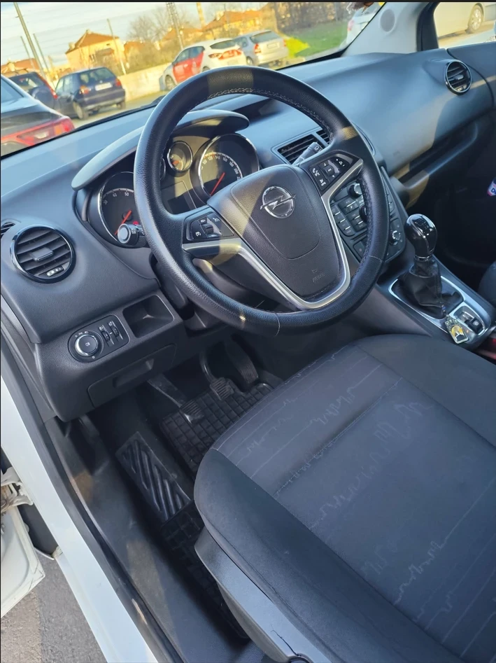 Opel Meriva, снимка 8 - Автомобили и джипове - 53488024