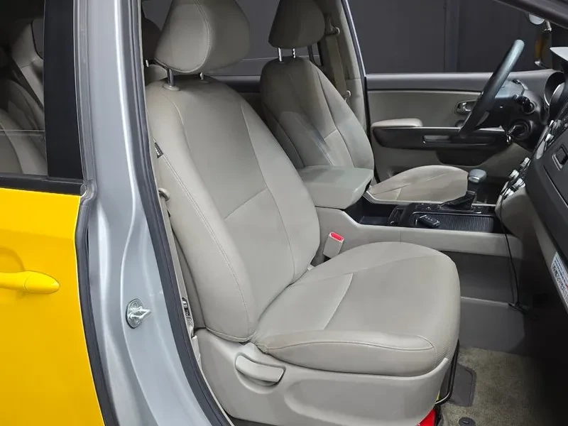 Kia Carnival 11-Seater Child Protection Car | Mobile.bg � ����������� 11