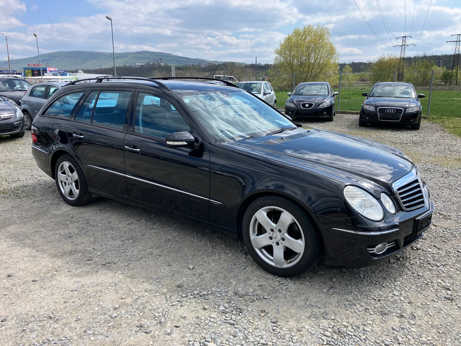 Mercedes-Benz E 220  EVO Avantgarde - изображение 2