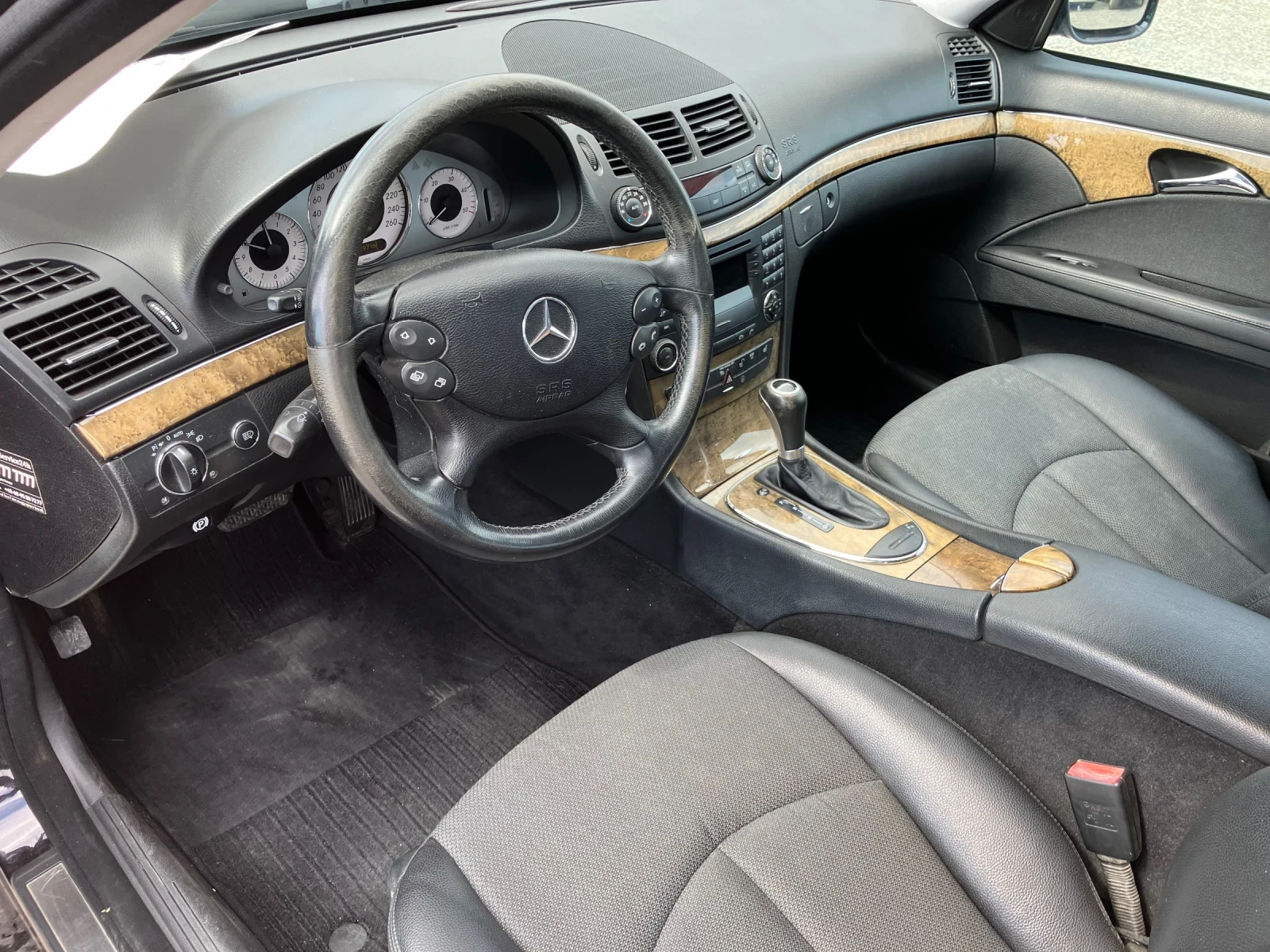 Mercedes-Benz E 220  EVO Avantgarde | Mobile.bg — изображение 14