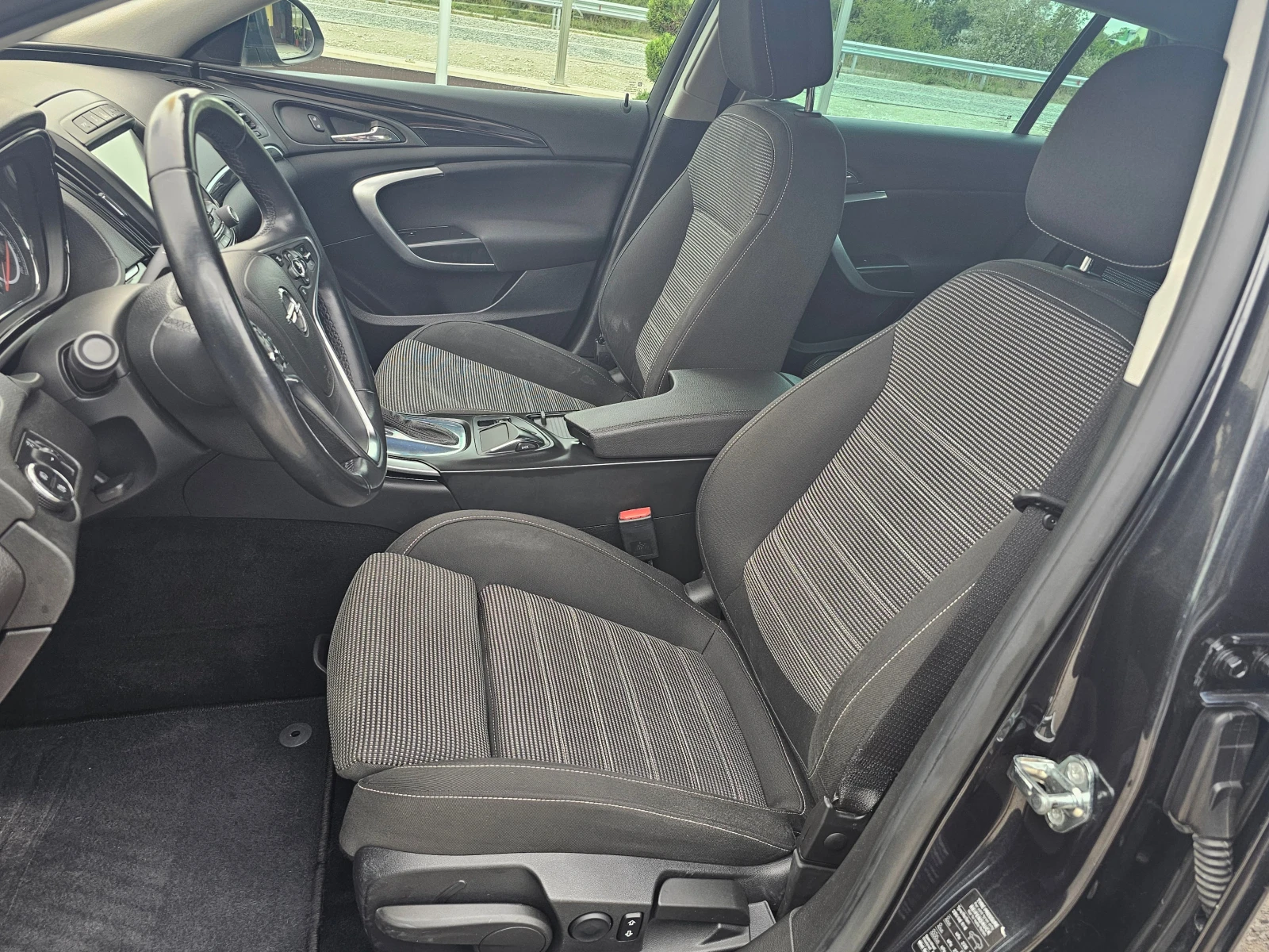 Opel Insignia 2.0 SPORT TOURER 4X4 194!! LED !!  !! | Mobile.bg   13