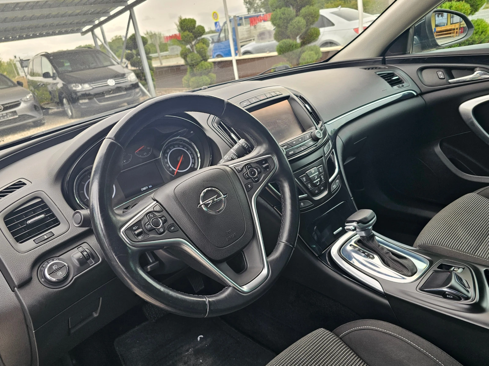 Opel Insignia 2.0 SPORT TOURER 4X4 194!! LED !!  !! | Mobile.bg   12