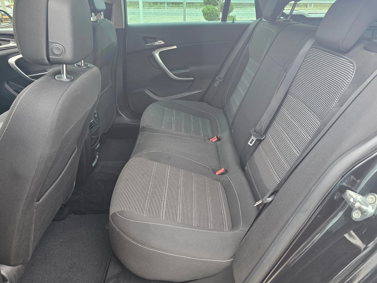 Opel Insignia 2.0 SPORT TOURER 4X4 194!! LED !!  !! | Mobile.bg   15