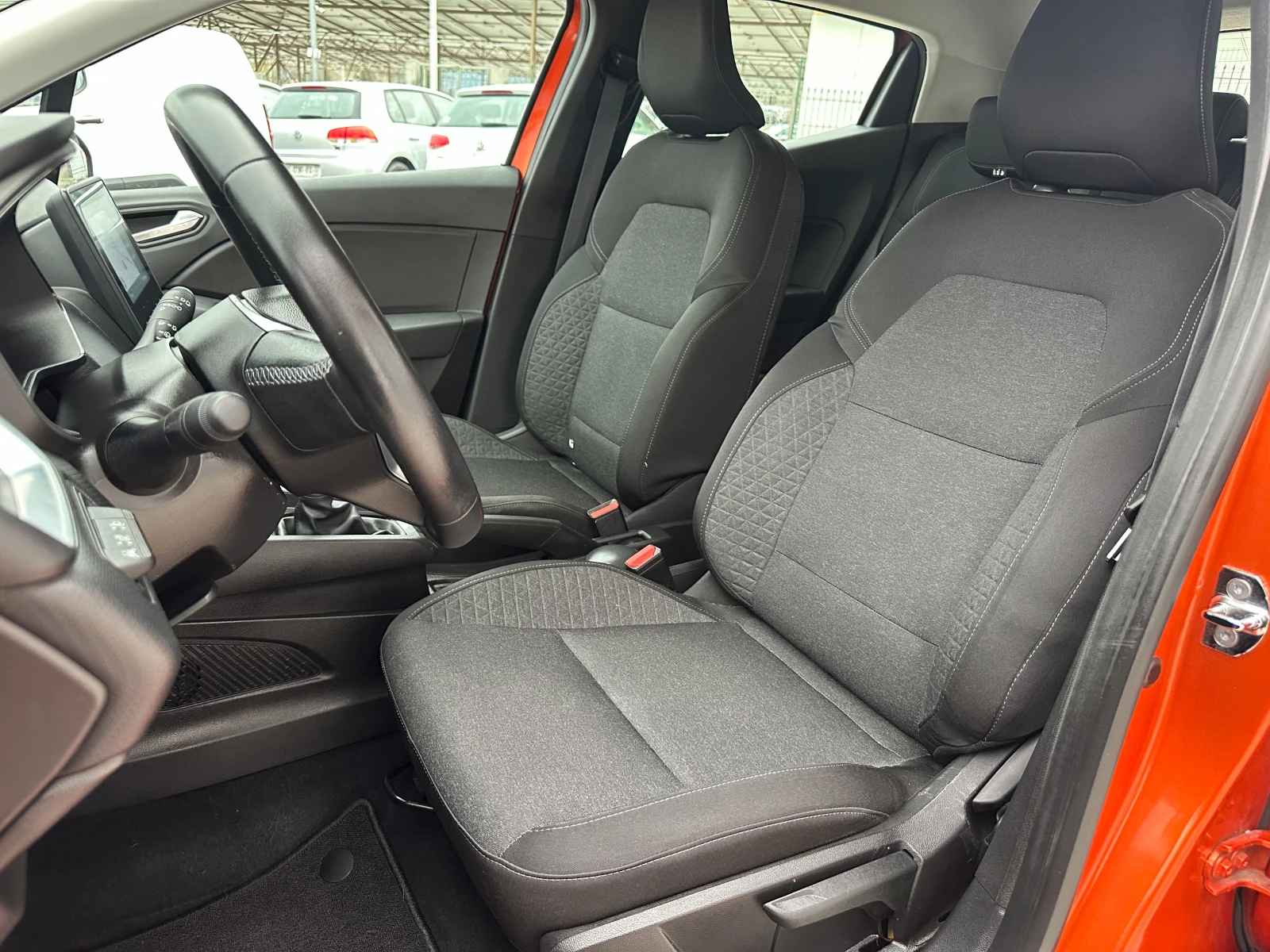 Renault Clio 1.0 tce - изображение 10