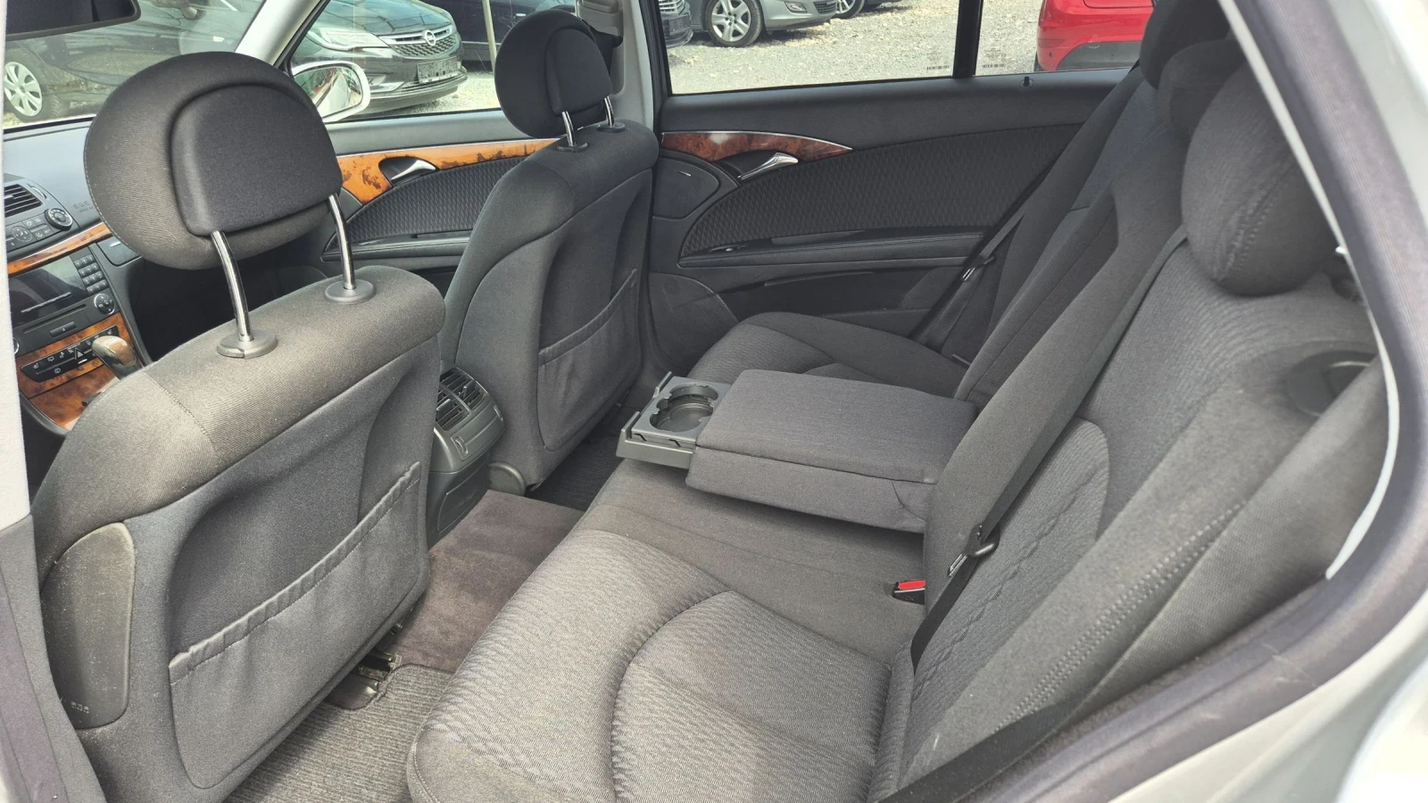 Mercedes-Benz E 220 2.2 - изображение 10