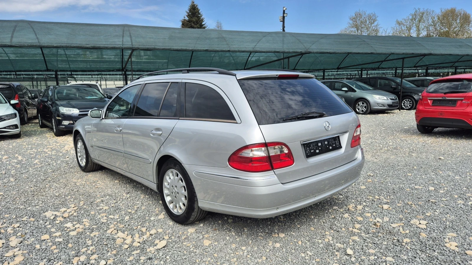 Mercedes-Benz E 220 2.2 - изображение 8
