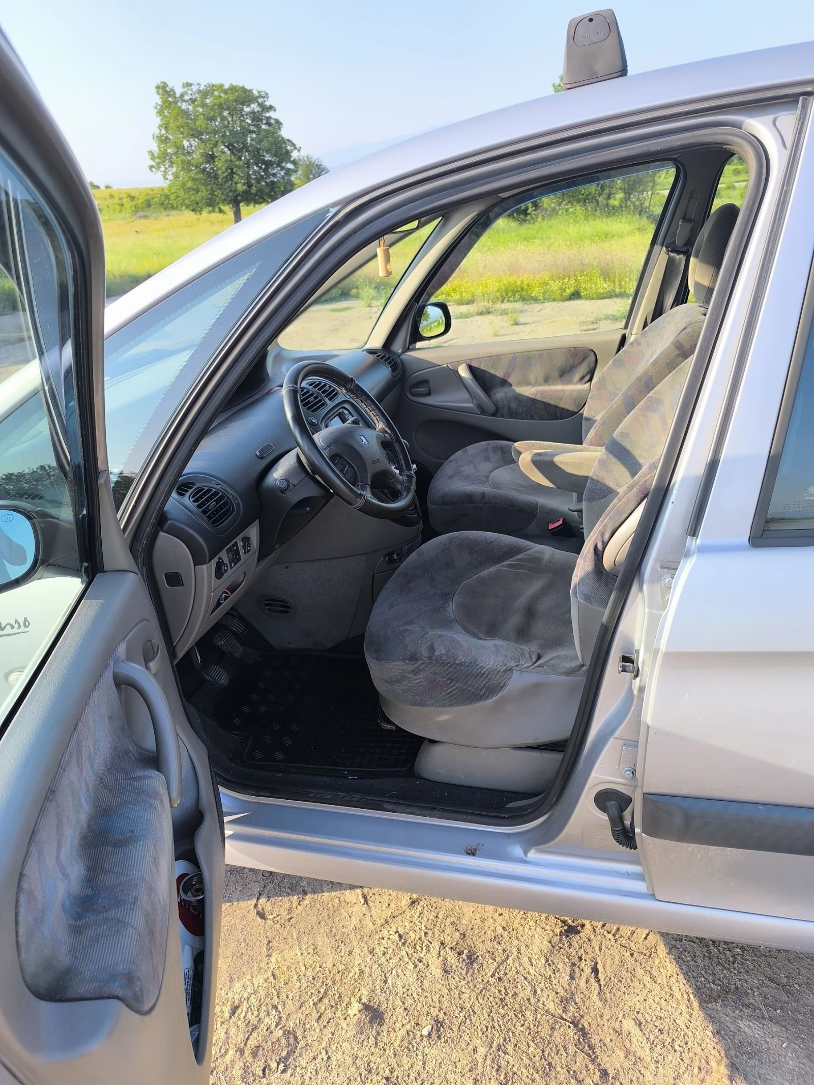 Citroen Xsara picasso 1.8 16V ГАЗ - изображение 9