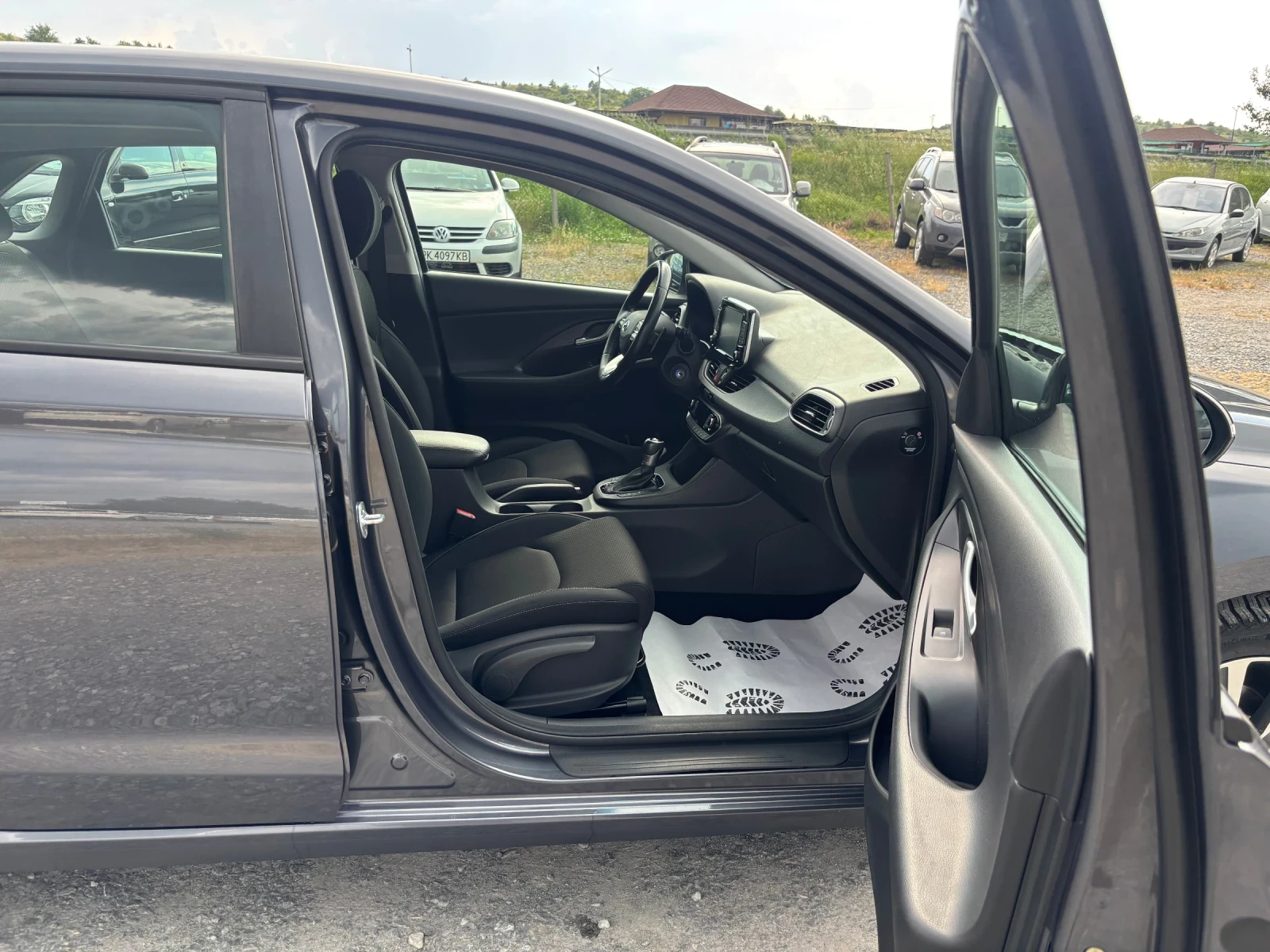 Hyundai I30 1.6crdi - изображение 8