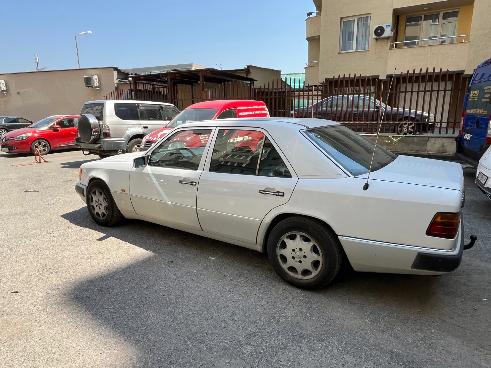 Mercedes-Benz 124  - изображение 4