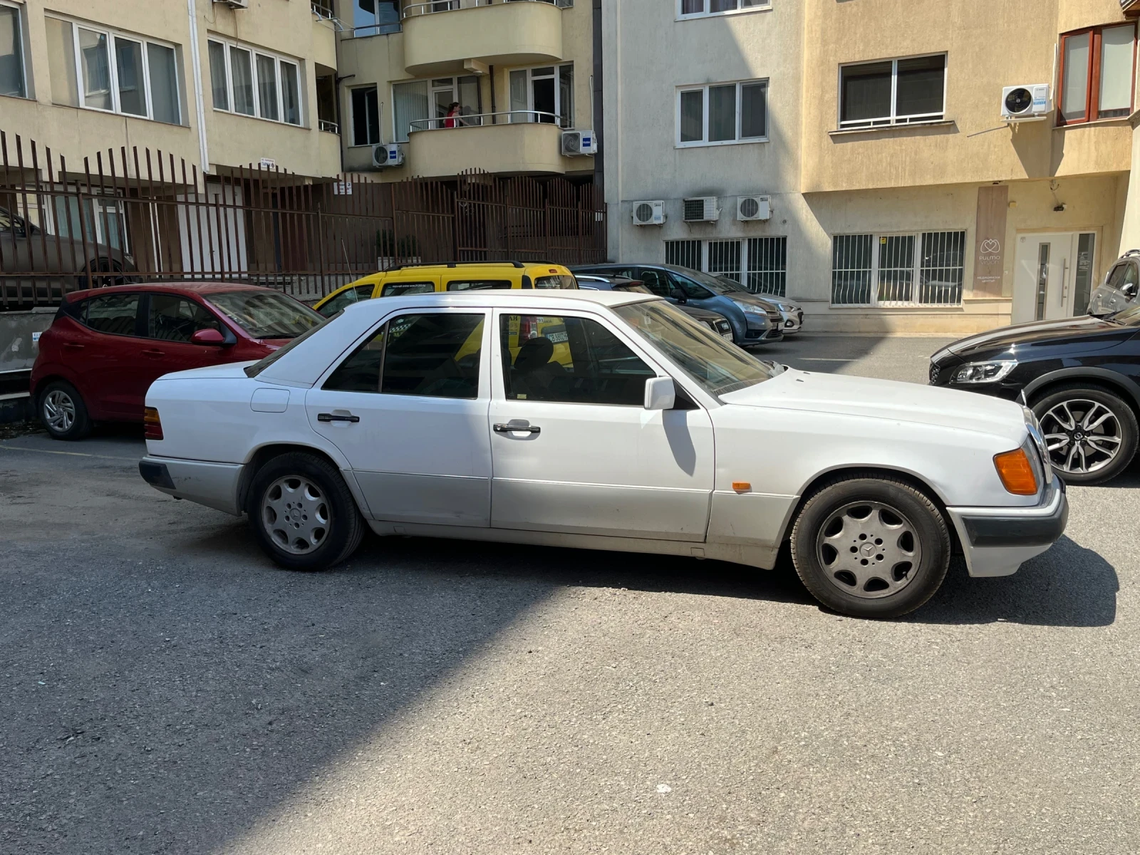 Mercedes-Benz 124  - изображение 2