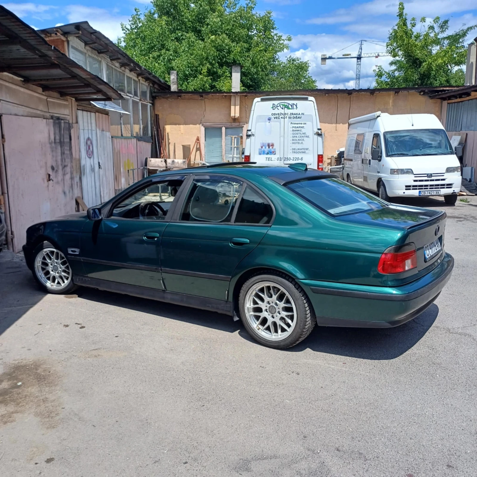 BMW 523  - изображение 7