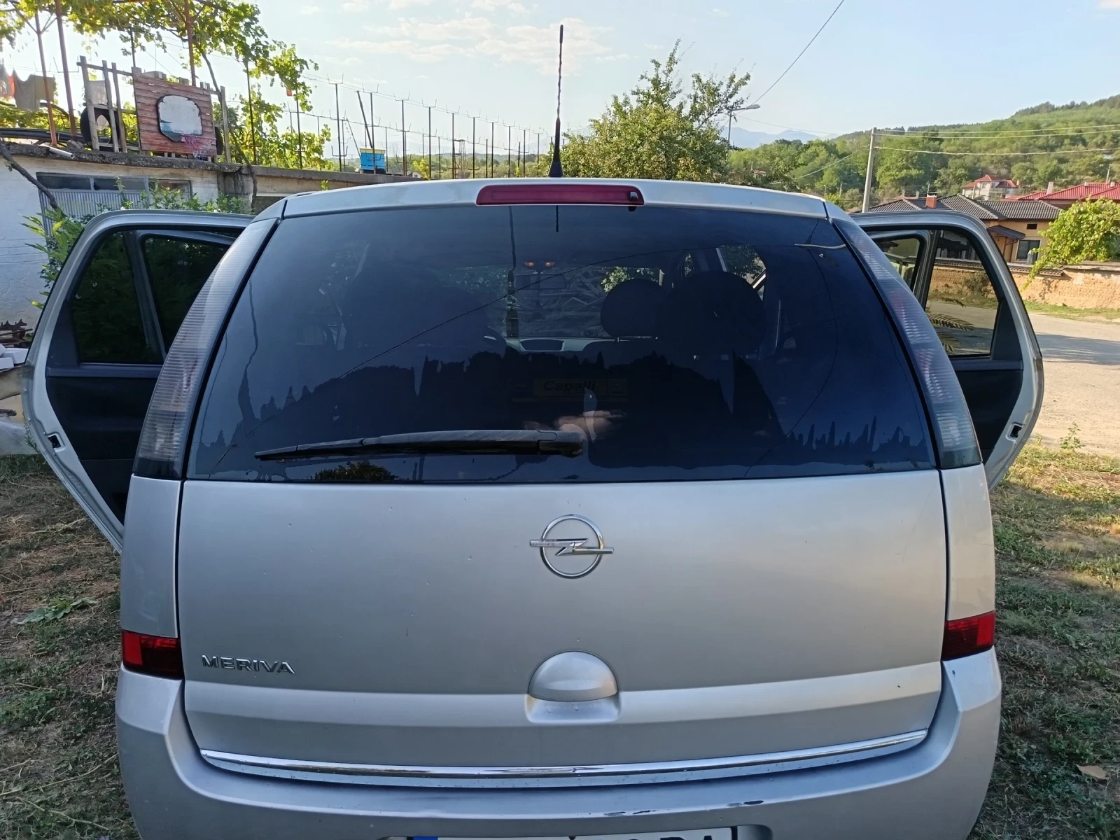 Opel Meriva 1.4 - изображение 8