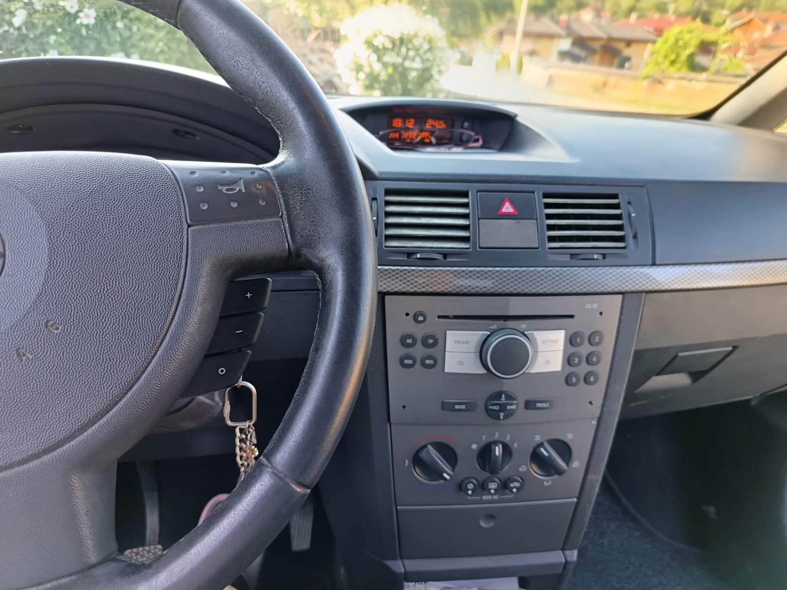 Opel Meriva 1.4 - изображение 4
