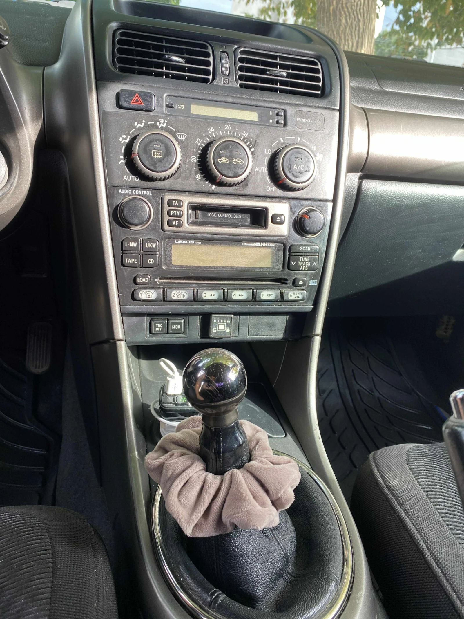 Lexus IS 200 | Mobile.bg   11