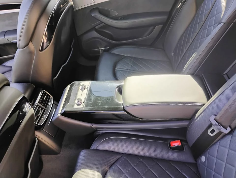 Audi A8 CARFAX* АВТОФИНАНСИРАНЕ БЕЗ ПЪРВОНАЧАЛНА ВНОСКА - изображение 7