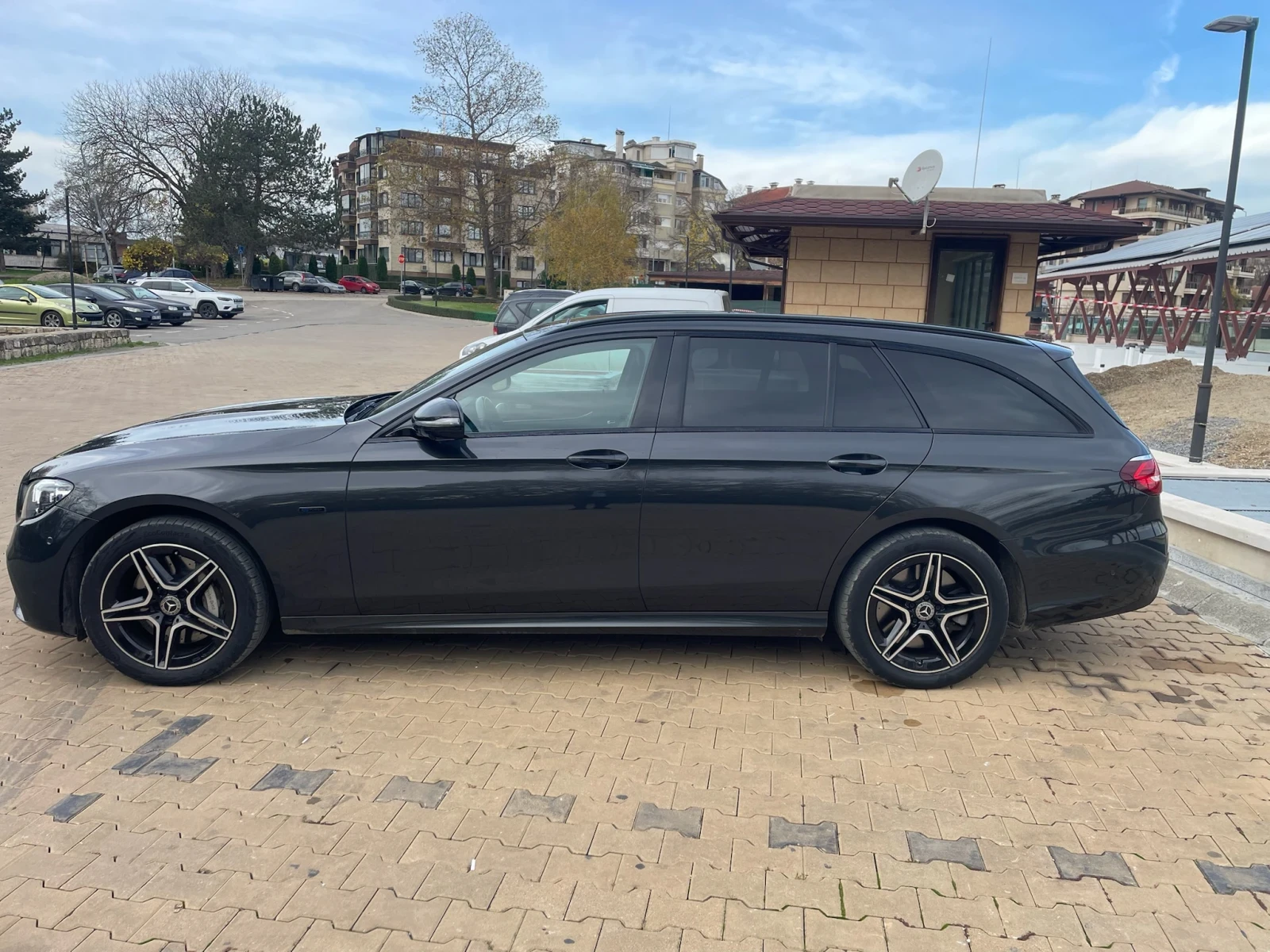 Mercedes-Benz E 300 Mercedes E 300 de AMG 4MATIC | 306 �.�. | BURMESTE | Mobile.bg � ����������� 7