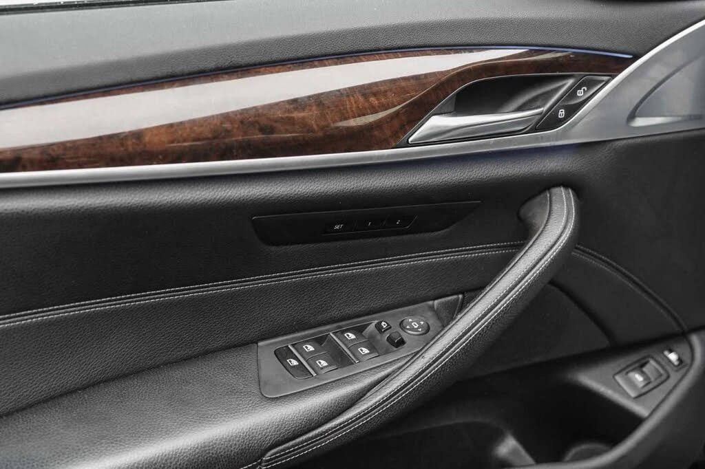 BMW 530E MPACK* ПАМЕТ* ПАНОРАМА* ПОДГРЕВ* DIGITAL*  - изображение 9