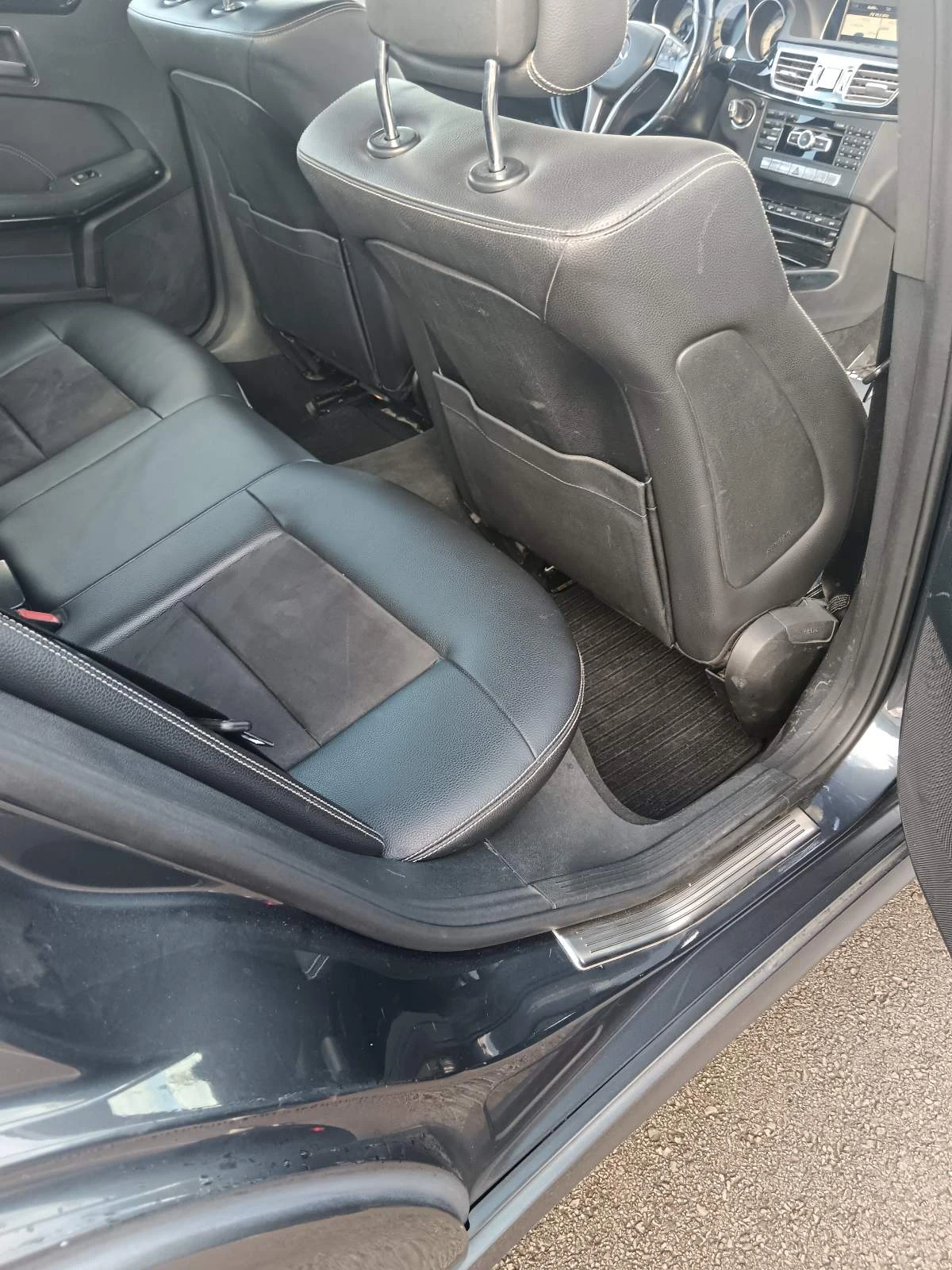 Mercedes-Benz E 220 CDI, снимка 11 - Автомобили и джипове - 53900282