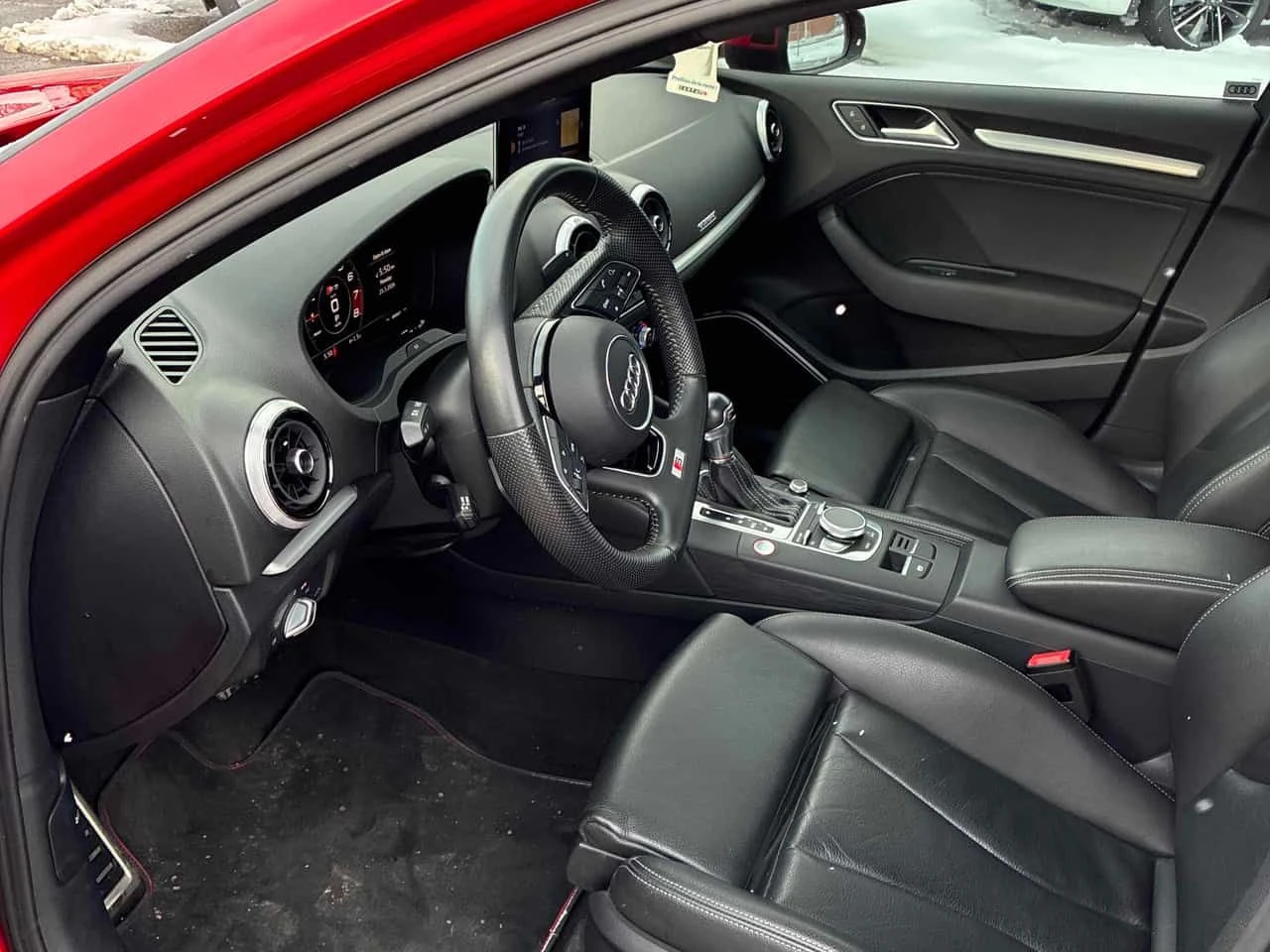 Audi S3 Technik/CAMERA/LED/B&O/ПОДГРЕВИ/ШИБИДАХ , снимка 5 - Автомобили и джипове - 54156546