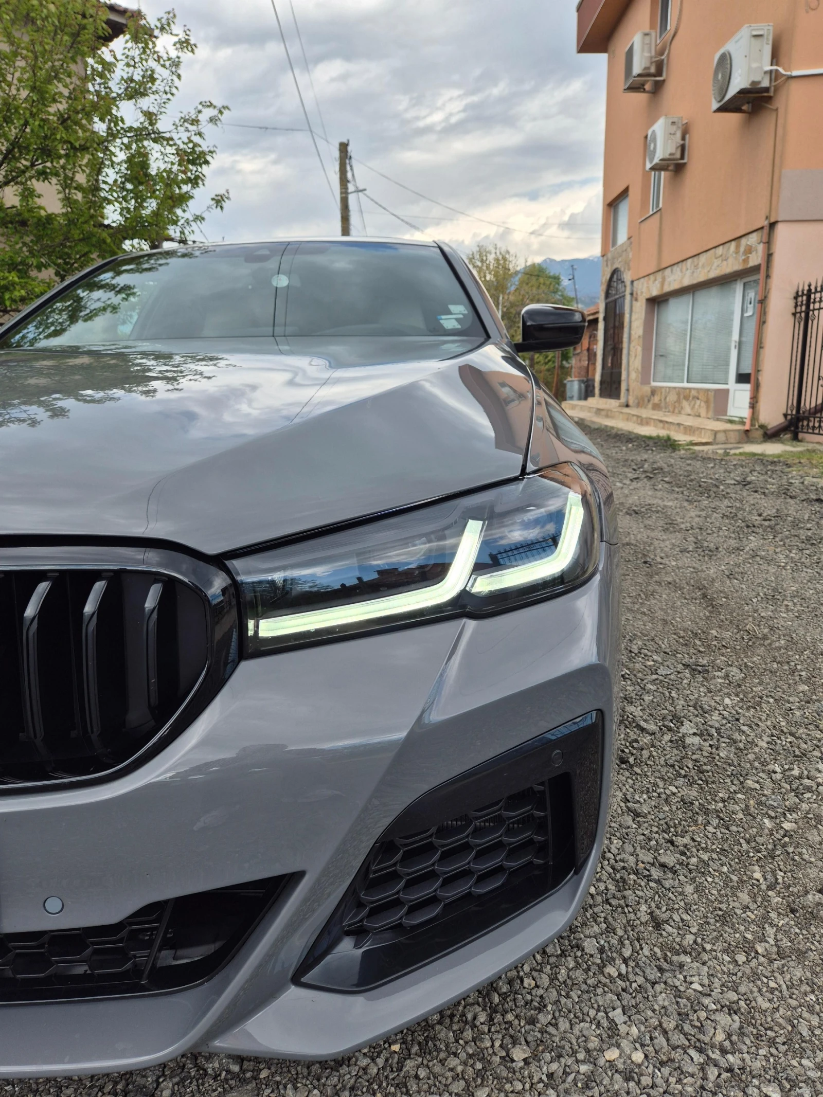 BMW 540 M-pack/xDrive/Nardo Grey, снимка 7 - Автомобили и джипове - 54305627