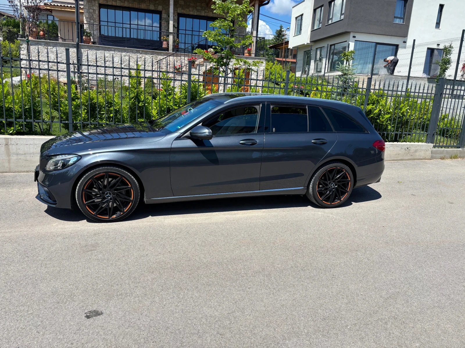 Mercedes-Benz C 400    3.0L V6 Biturbo, снимка 4 - Автомобили и джипове - 54833463
