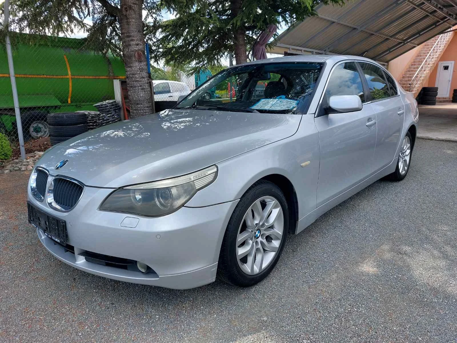 BMW 525 2.5, 6ск, снимка 2 - Автомобили и джипове - 54660467