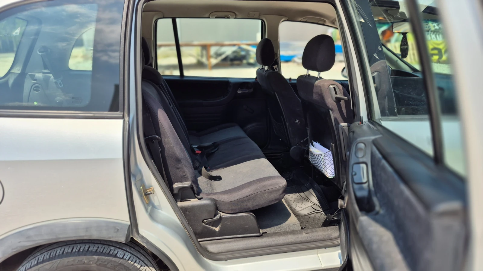 Opel Zafira 1.8 Газ/Клима 116, снимка 14 - Автомобили и джипове - 55068113