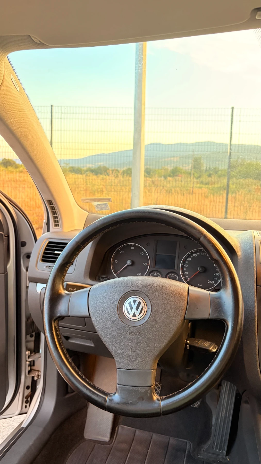 VW Golf, снимка 10 - Автомобили и джипове - 55096123