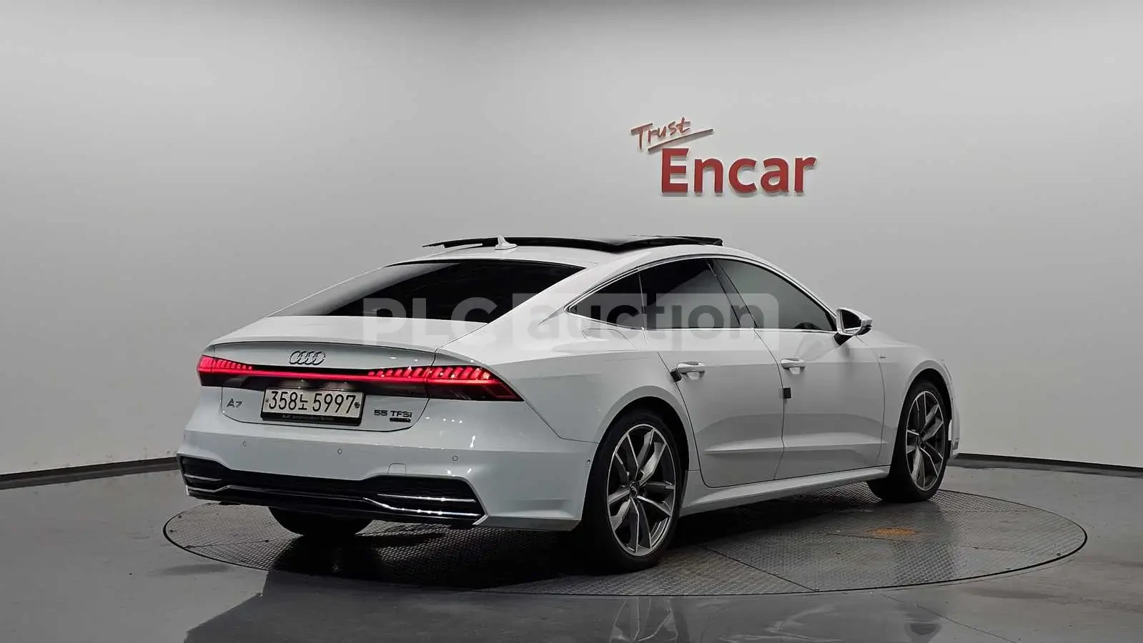 Audi A7 55 TFSI/PANORAMA/360CAM/ПОДГРЕВ/ОБДУХВАНЕ/, снимка 2 - Автомобили и джипове - 55149136