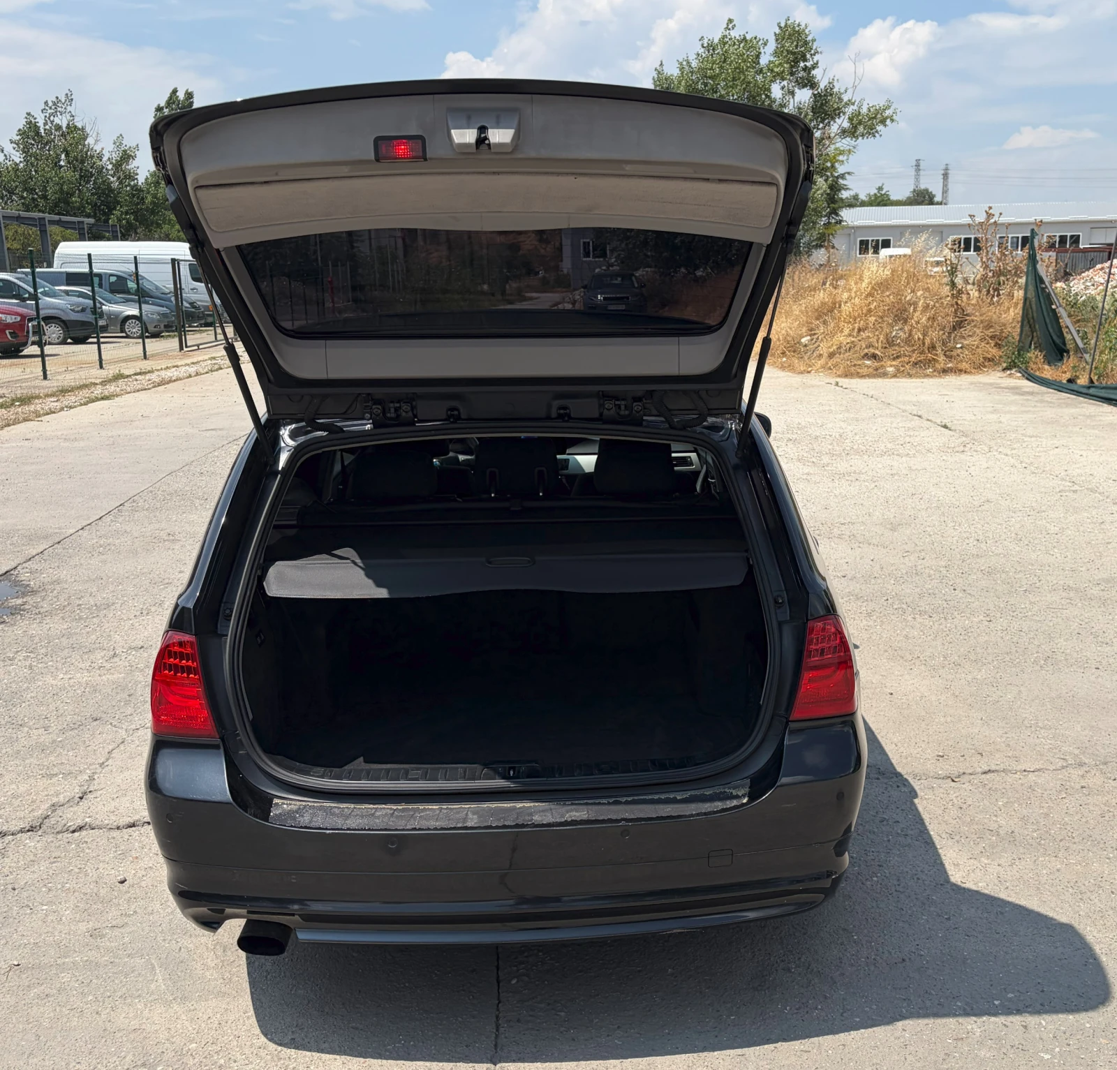 BMW 318 D/Alpin Sound/PDC/CarPlay/Navigation/Automat , снимка 8 - Автомобили и джипове - 55172759