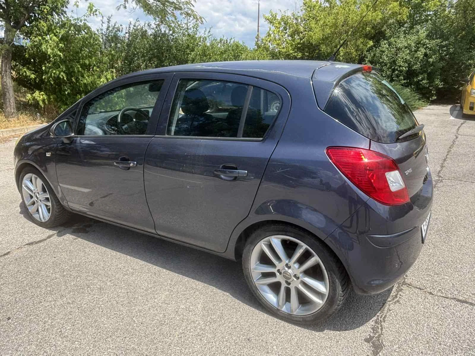 Opel Corsa, снимка 9 - Автомобили и джипове - 55348614