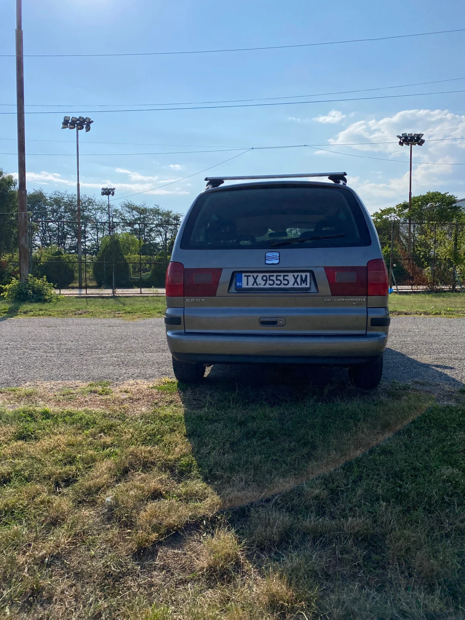 Seat Alhambra, снимка 3 - Автомобили и джипове - 55355198