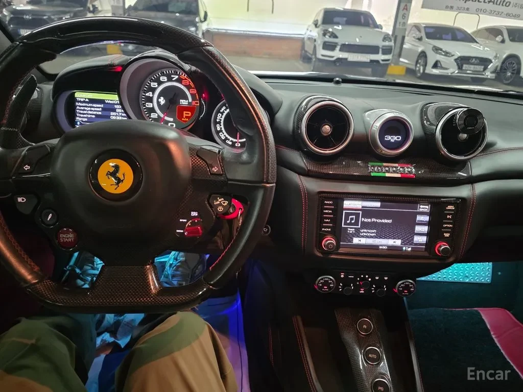 Ferrari California 3.9 V8 Carbon Package | Ceramic | Night Package, снимка 6 - Автомобили и джипове - 55437992