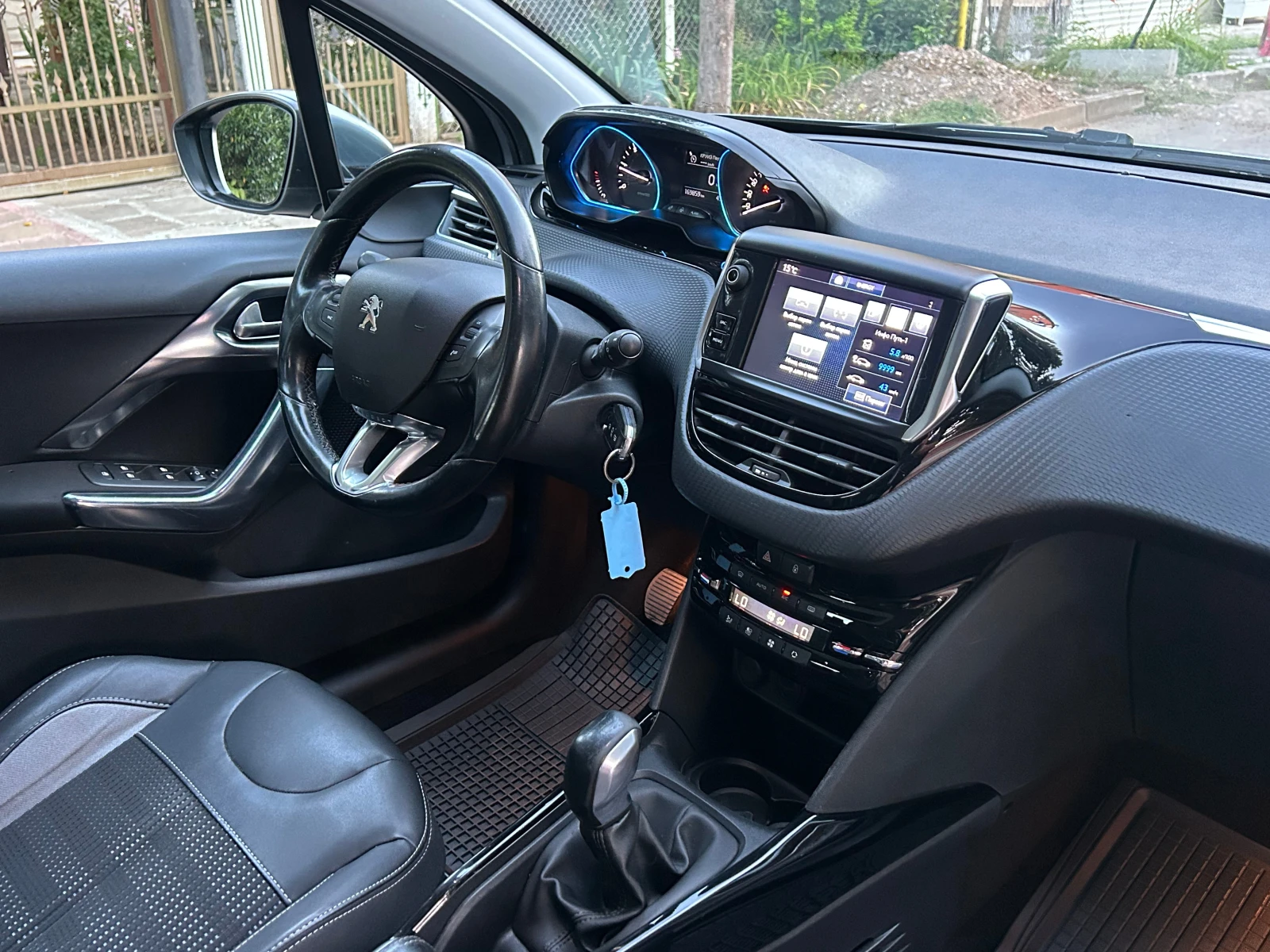 Peugeot 2008 1, 6GT LINE BLUE HDI ALYRE, снимка 11 - Автомобили и джипове - 55493406